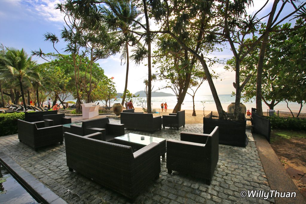 Beach bar at Impiana Resort Patong