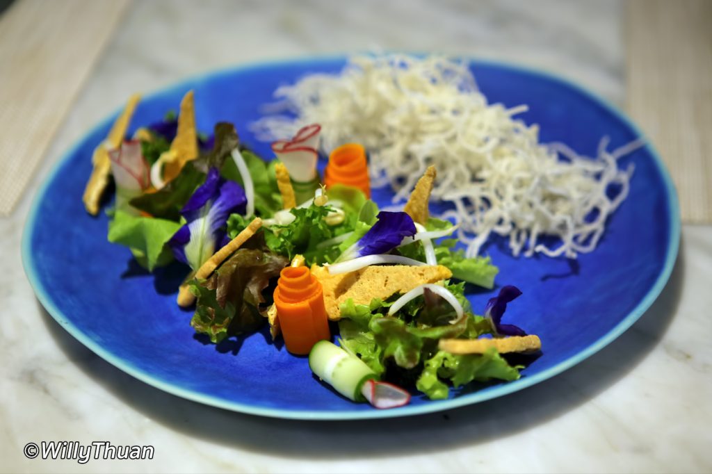 Hoo Chae (Phuketian salad with locally wild caught seafood and Phuket crispy rice noodle - 250 baht)