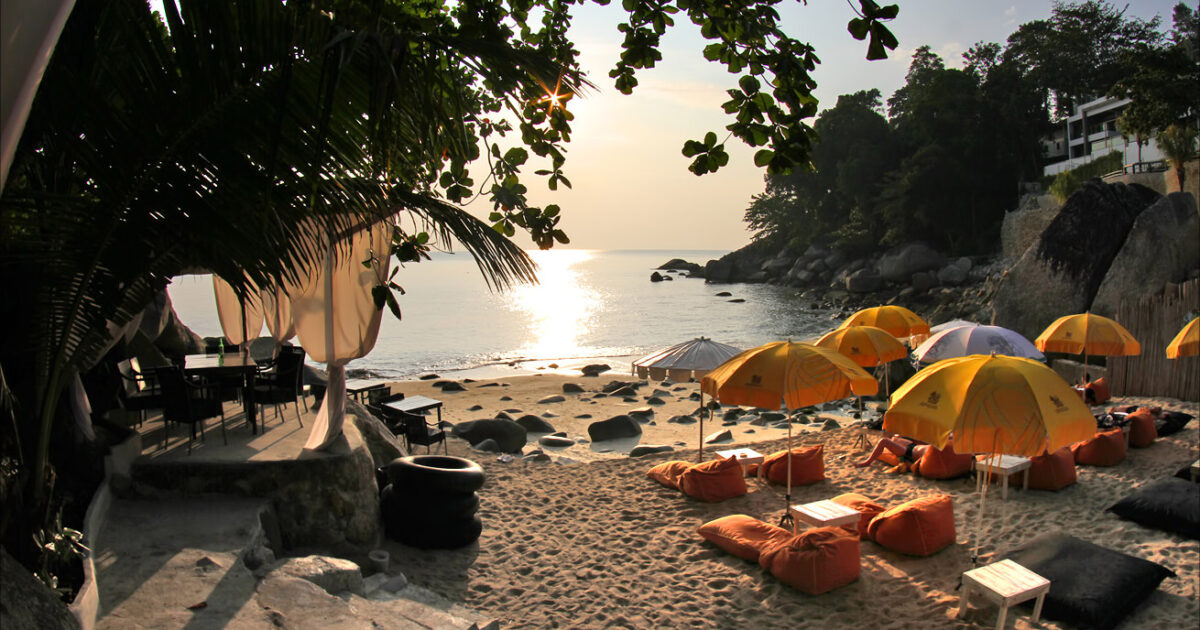 Iguana Beach Club