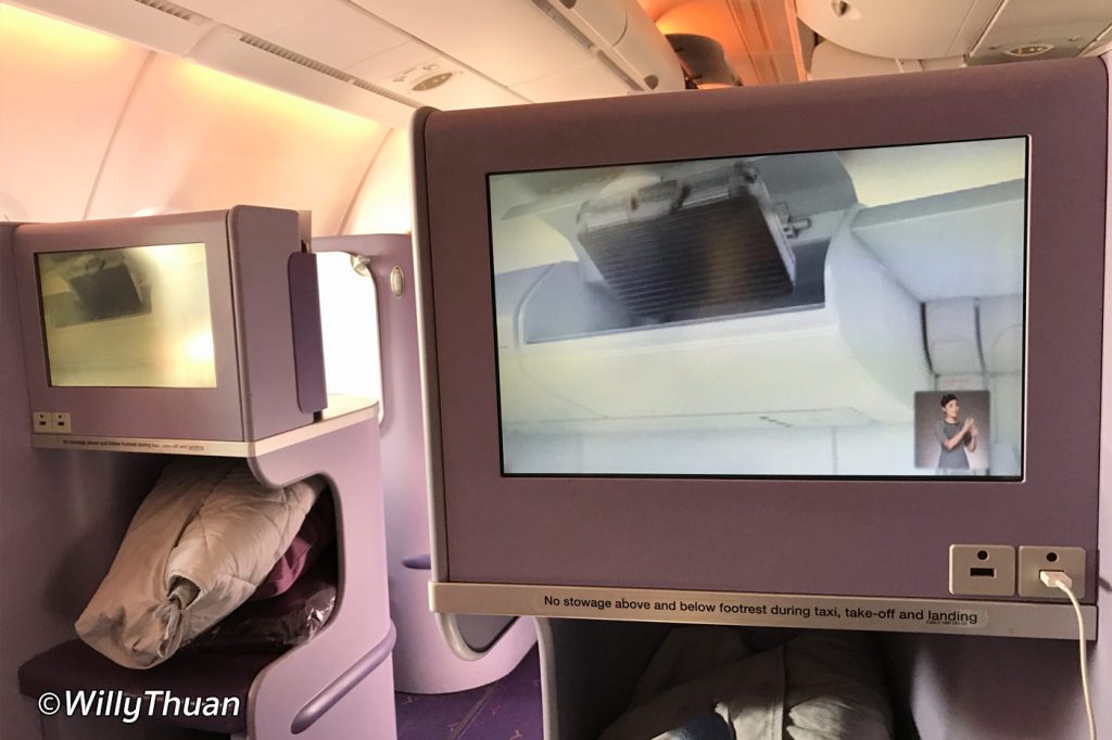 thai airways business class tv