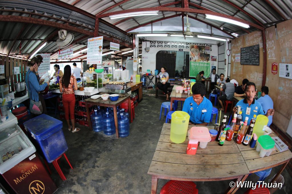 The Pad Thai Shop In Karon - PHUKET 101
