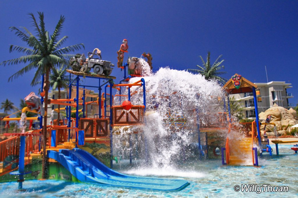 Young Kids pool at Splash Jungle WaterPark Phuket