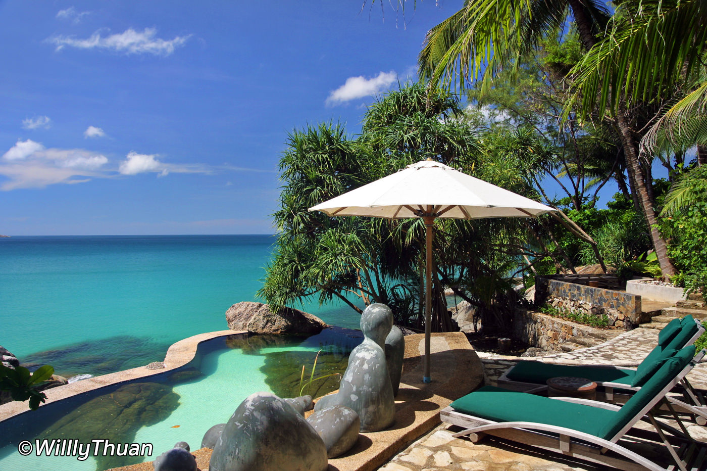 Mom Tri's Villa Royale