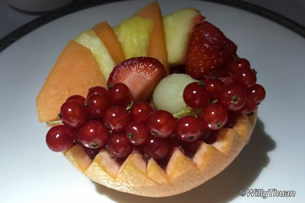 thai airways first class dessert