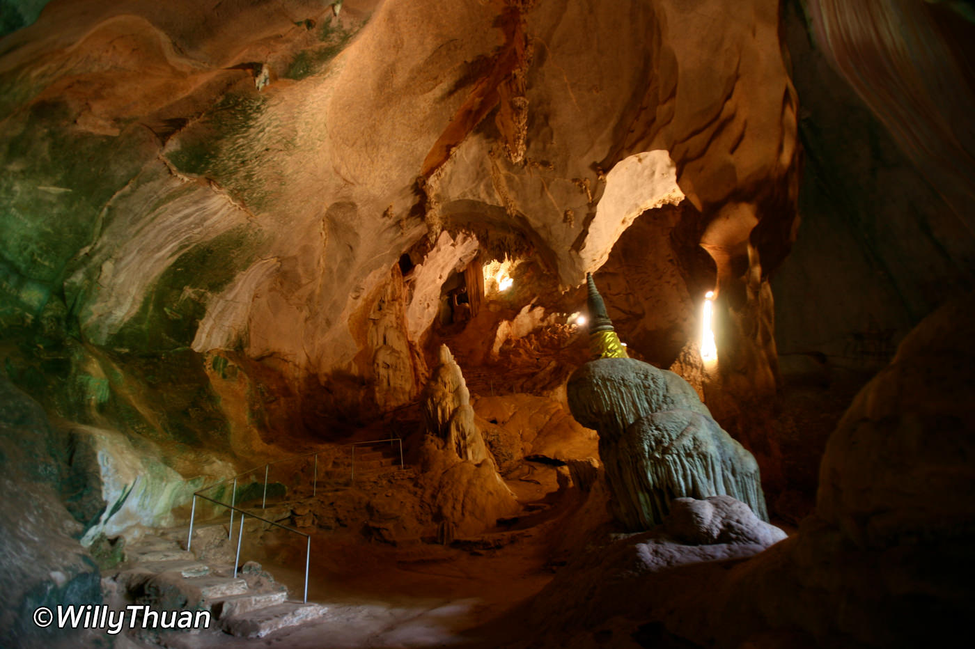 wat suwan khuha cave