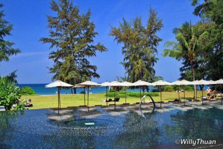 Renaissance Phuket Resort and Spa на пляже Май Као