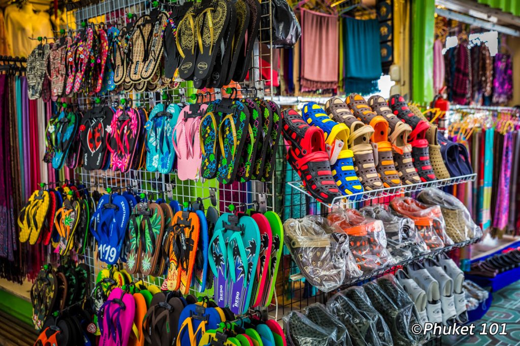 Shopping at Malin Plaza Night Market in Patong