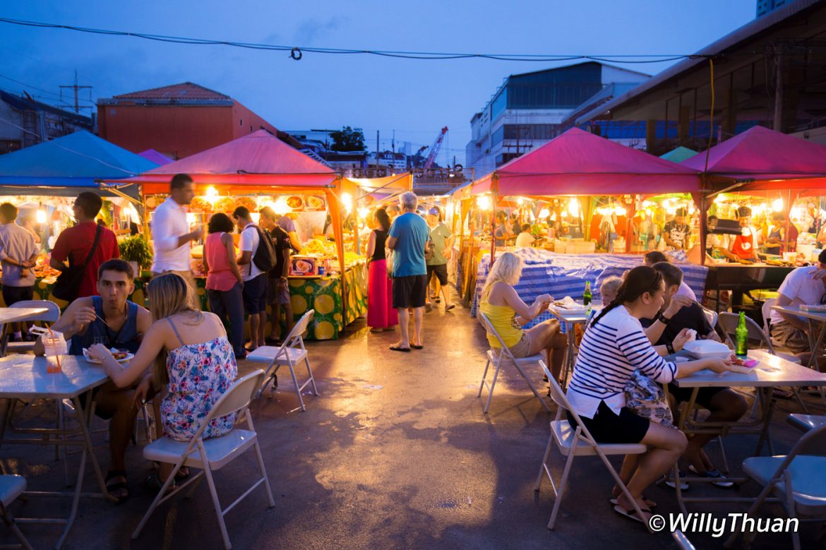 Bangla Street Food in Patong Beach - PHUKET 101