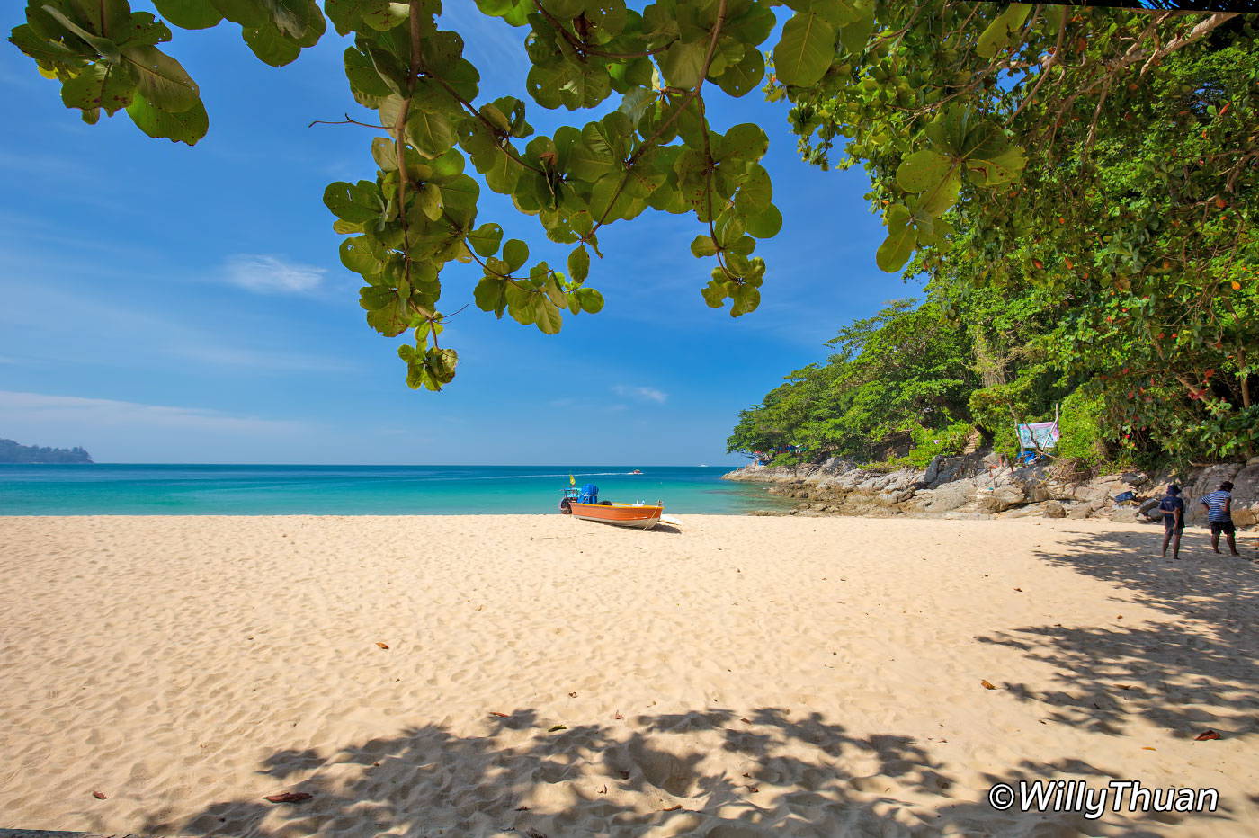 Платные пляжи пхукета. Laem Singh Beach. Пхукет пляжи. Самые живописные пляжи Пхукета. Пхукет пляжи с белым песком.