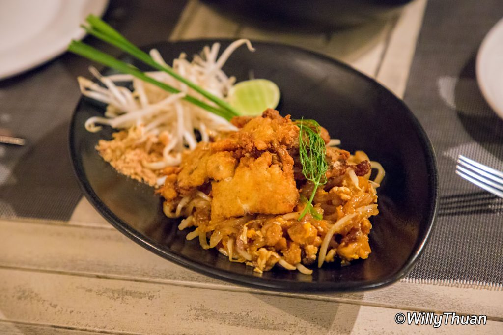 suay restaurant pad thai