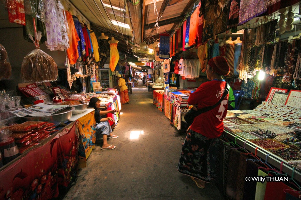 Koh Panyi market