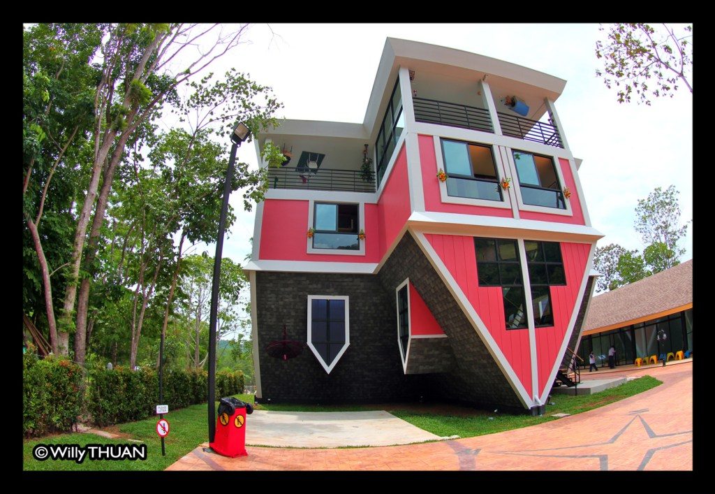 the-upside-down-house-museum-and-fun-attractions-phuket-101