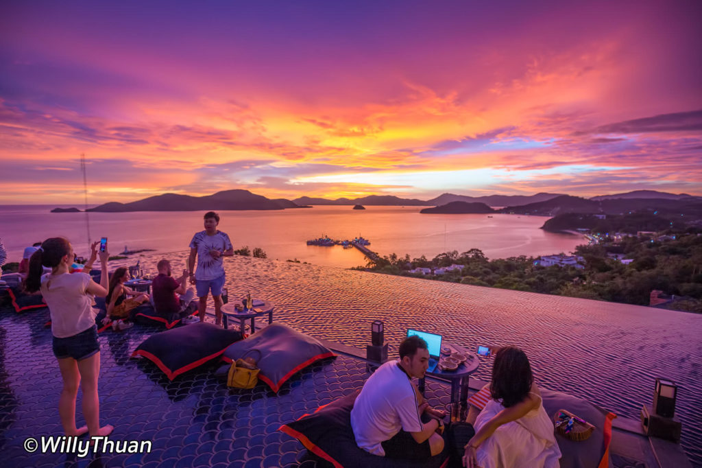 Baba Nest Rooftop Bar at Sri Panwa