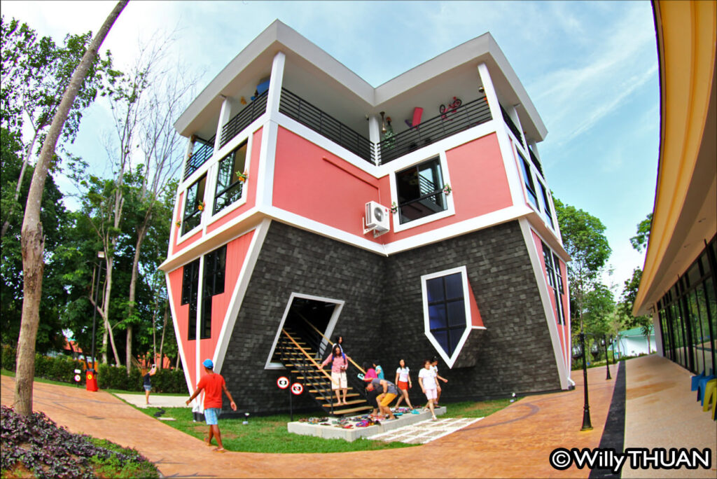 Baan Teelanka - Phuket Upside Down House