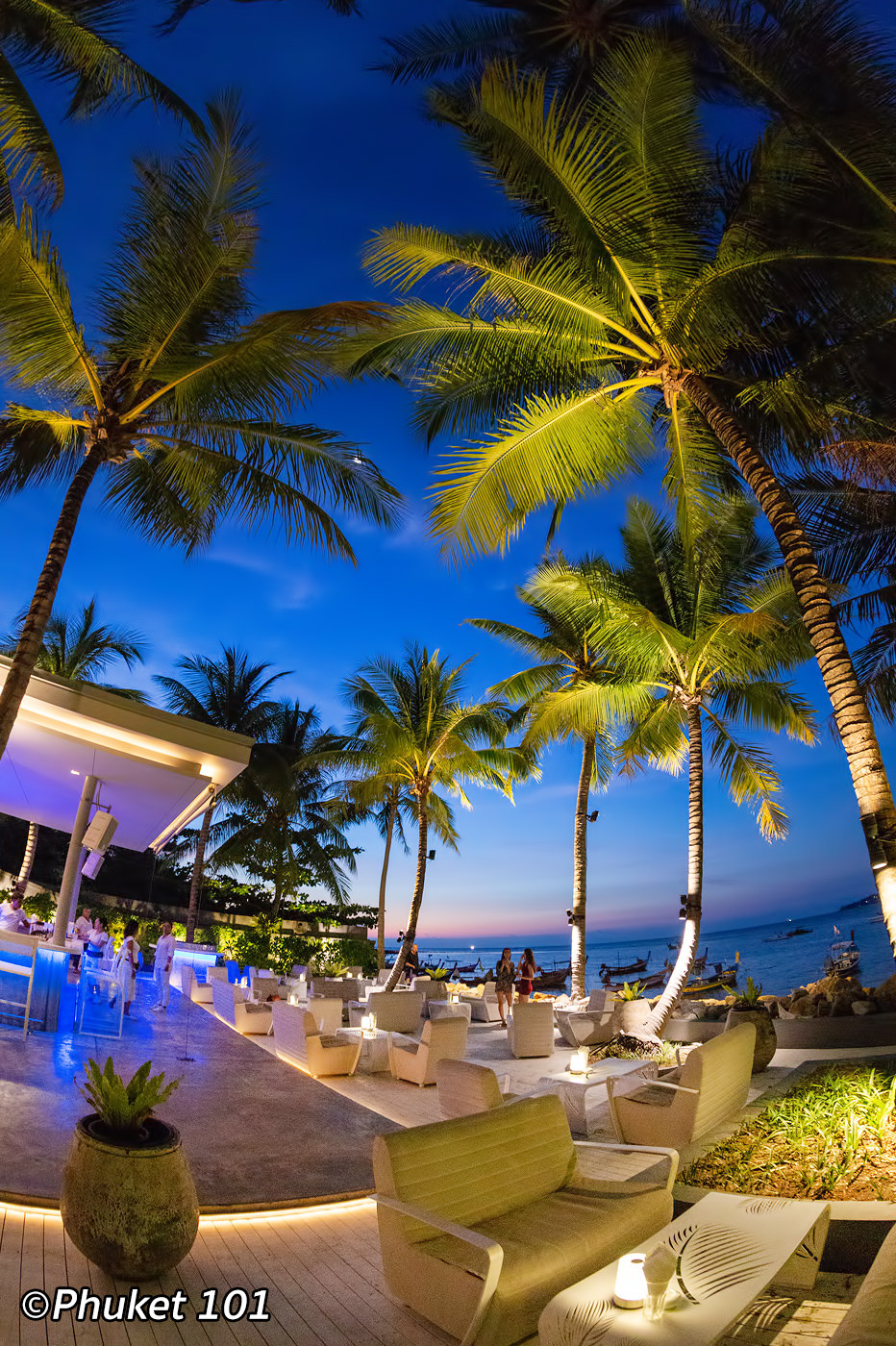 Kalido Restaurant on Bang Tao Beach