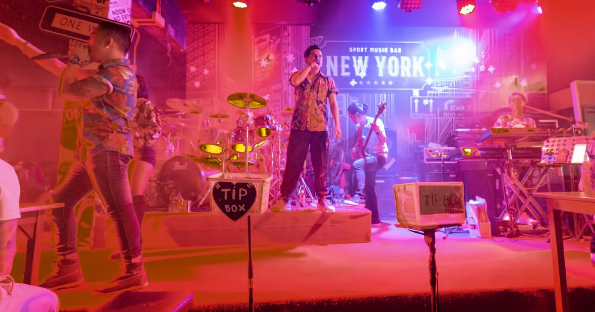 Phuket Live Band Bars in Patong