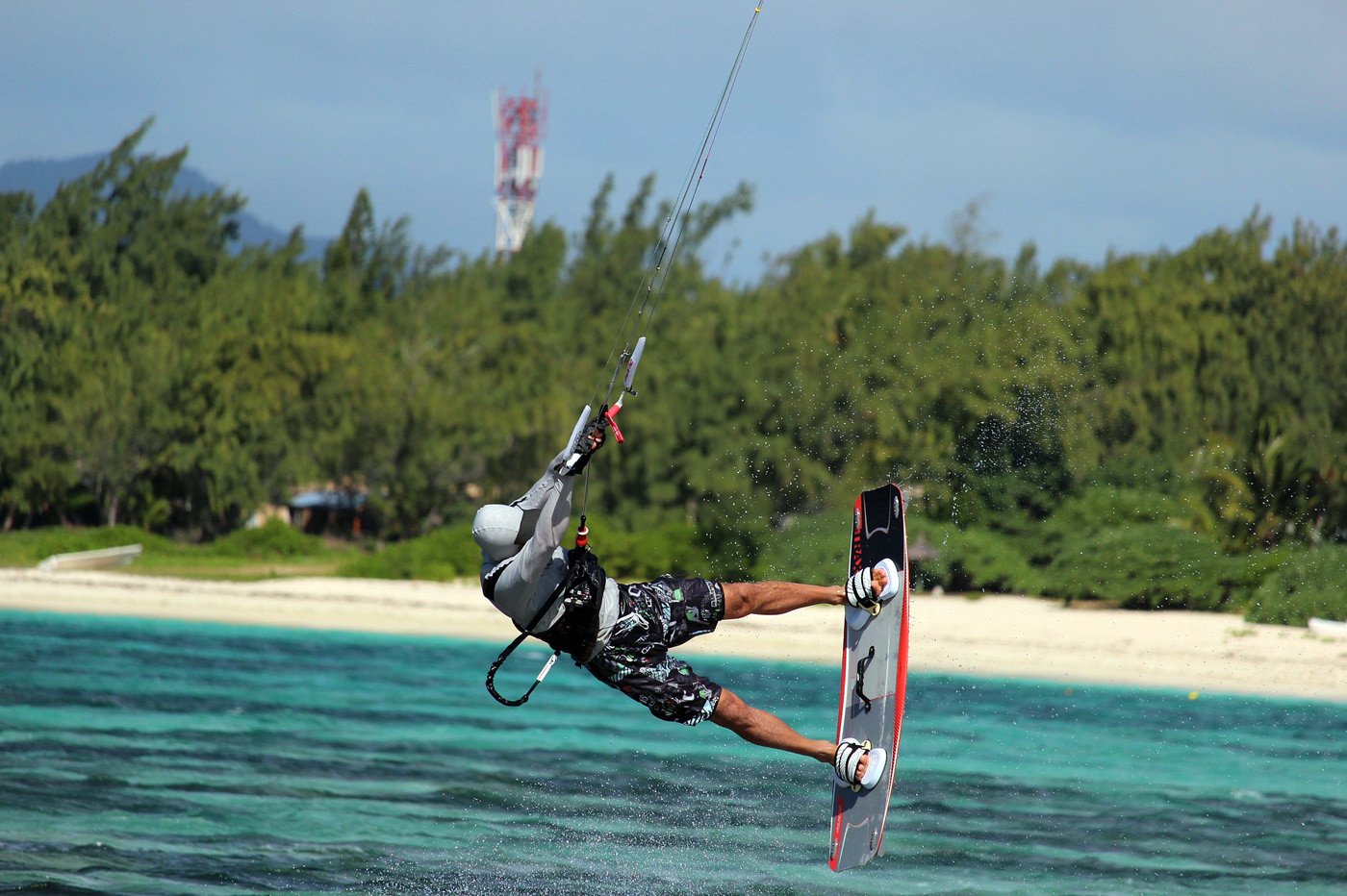 Kitesurfing in Phuket