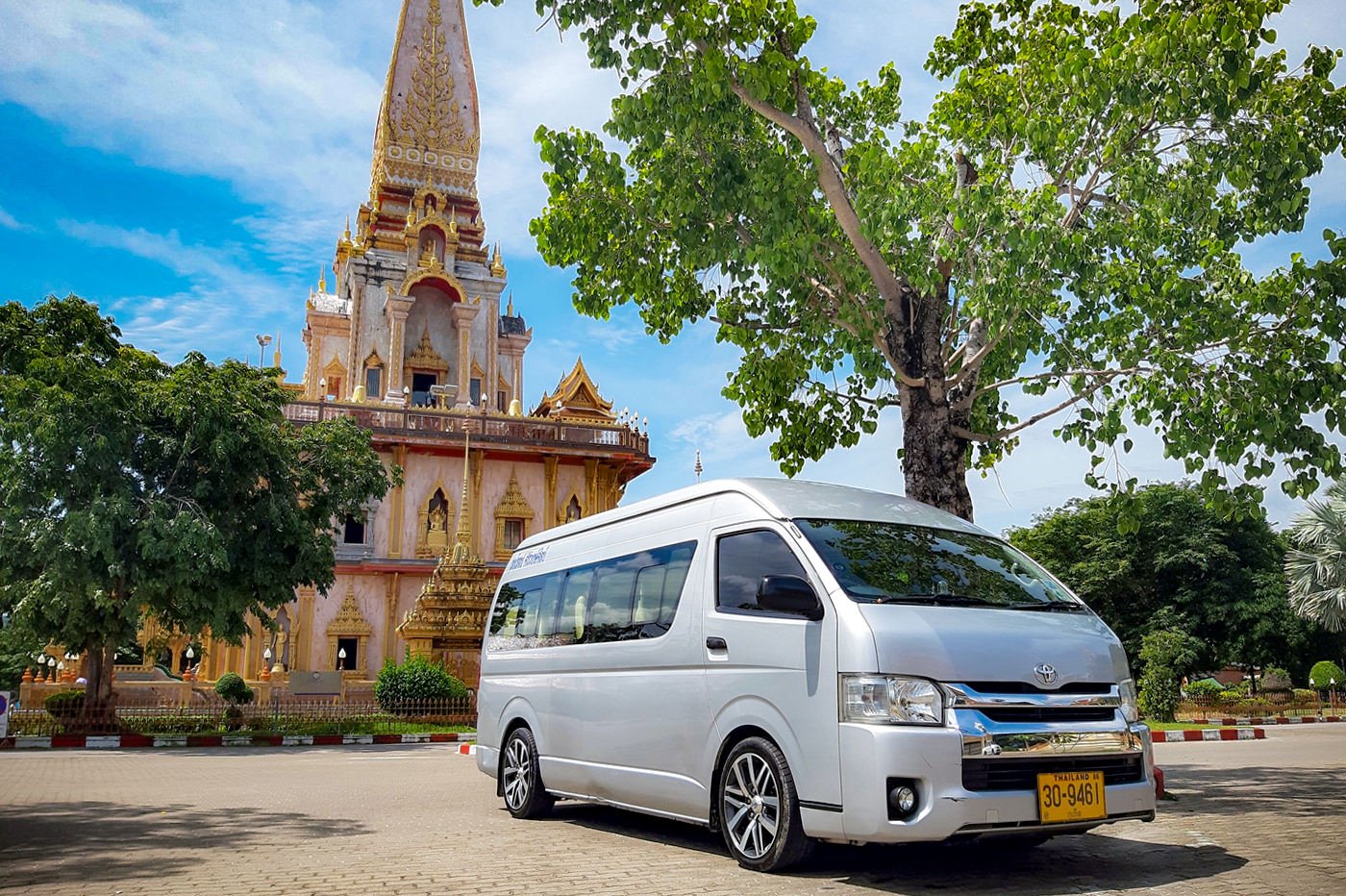 Phuket taxi with driver for a day