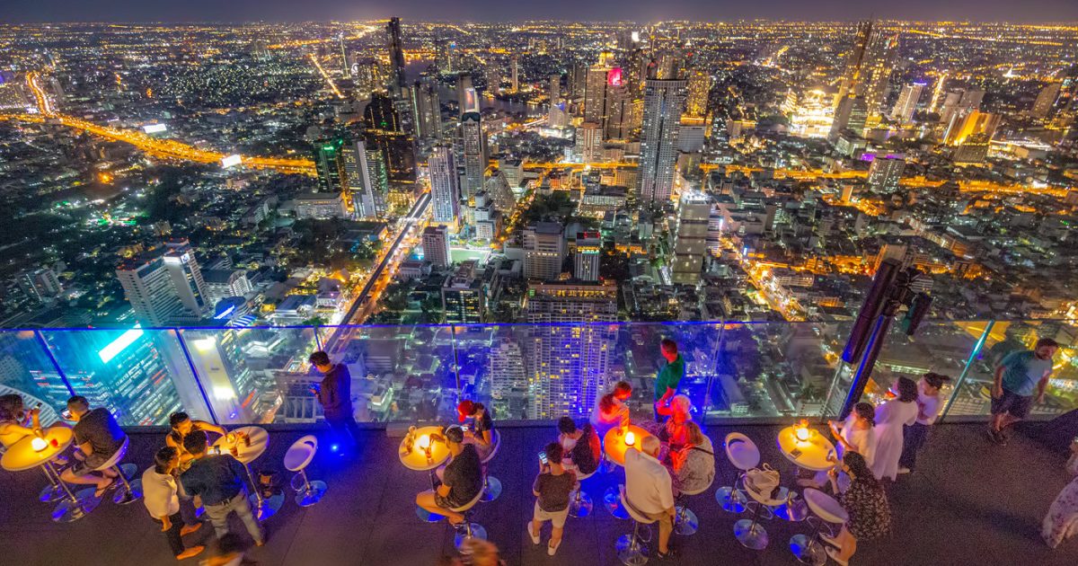 Mahanakorn Skywalk Rooftop Bar in Bangkok