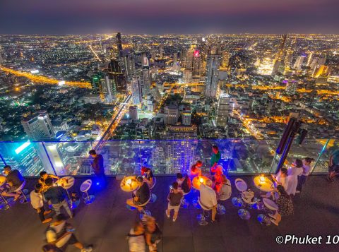 Mahanakorn Skywalk Rooftop Bar in Bangkok