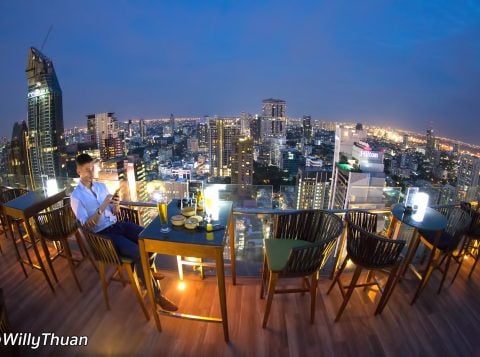 Sky on 20 Rooftop Bar at Novotel Bangkok - PHUKET 101