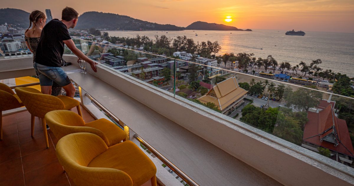 Andaman Sky Lounge in Phuket