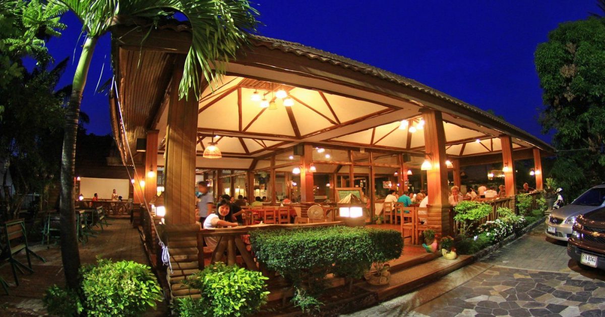 Big Chicken Restaurant Phuket