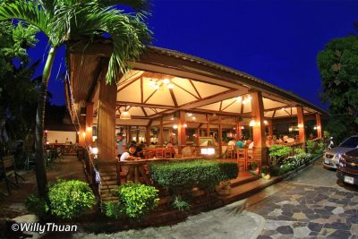 Big Chicken Restaurant Phuket