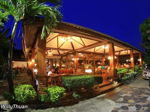 Big Chicken Restaurant Phuket