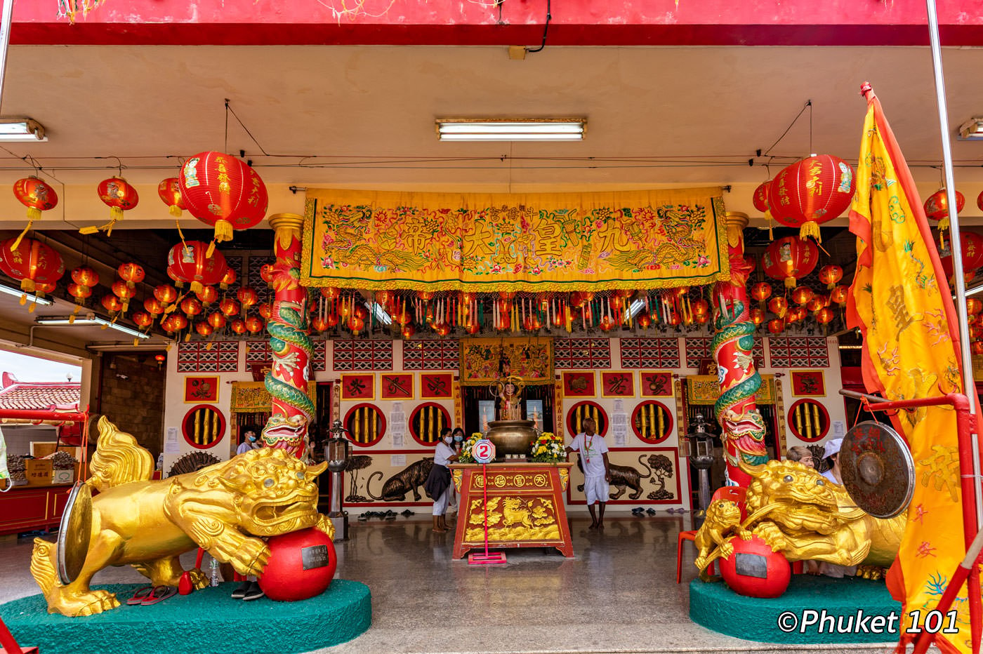 bang neow shrine phuket 2