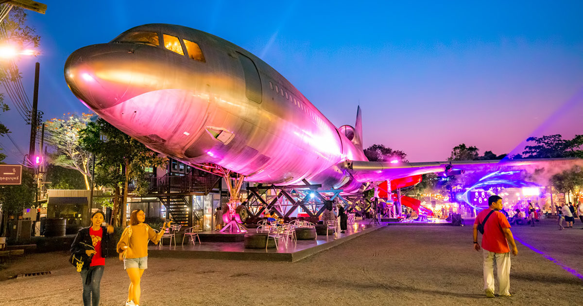 Chang Chui Night Market Plane Market
