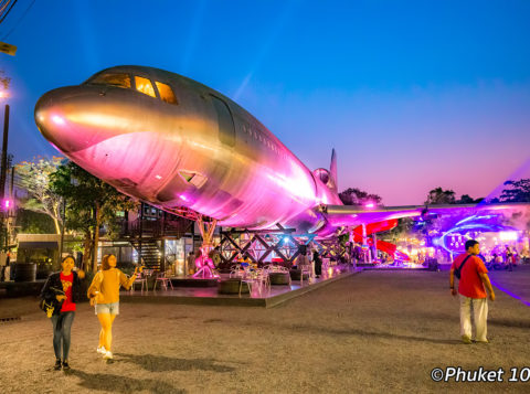 Chang Chui Night Market Plane Market