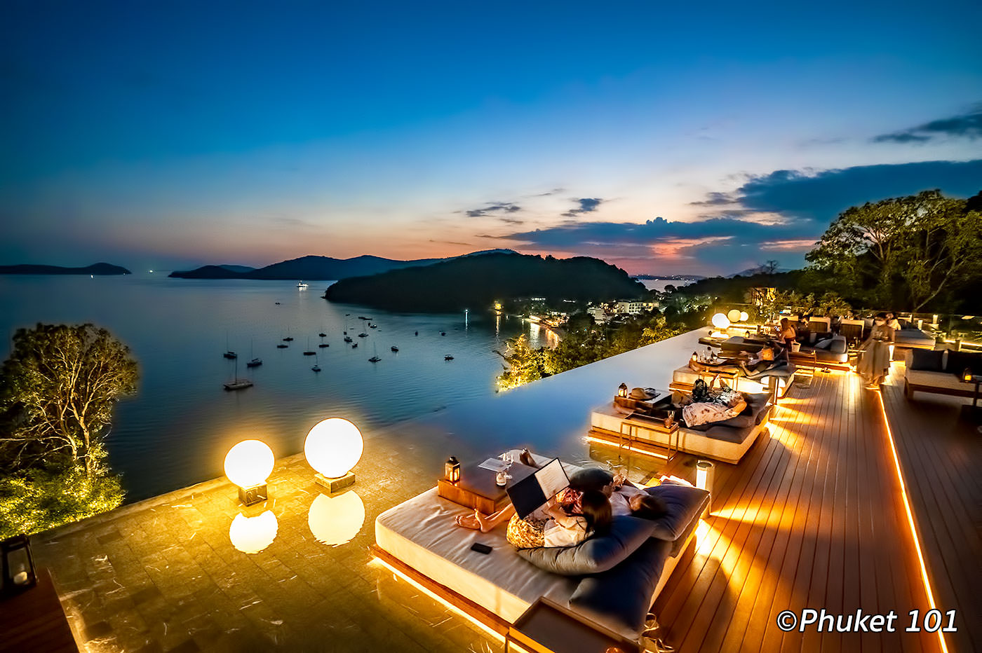 Akoya Star Lounge at V Villas Phuket