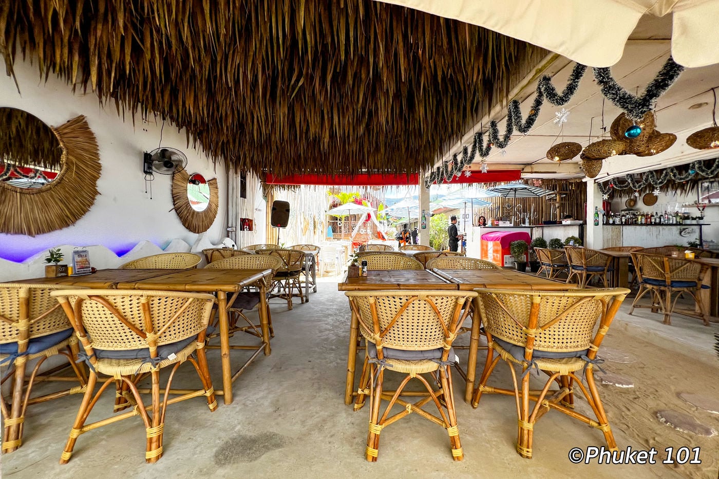 Smile Bar & Restaurant on Kamala Beach PHUKET 101