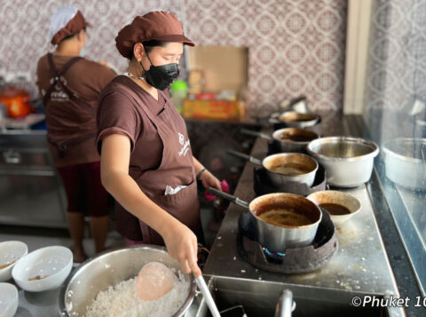 Khao Tom Thanon Dibuk Phuket Town