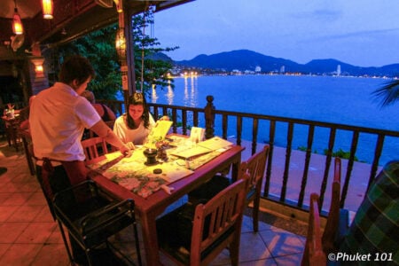 Restaurantes en la playa de Patong