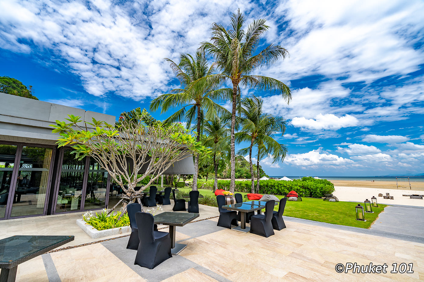 Big Fish Restaurant & Bar at Phuket Marriott Resort and Spa, Nai Yang Beach