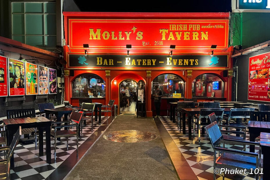 Molly’s Tavern Irish Bar & Restaurant