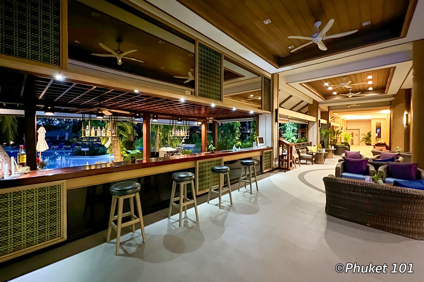 patong merlin resort lobby bar