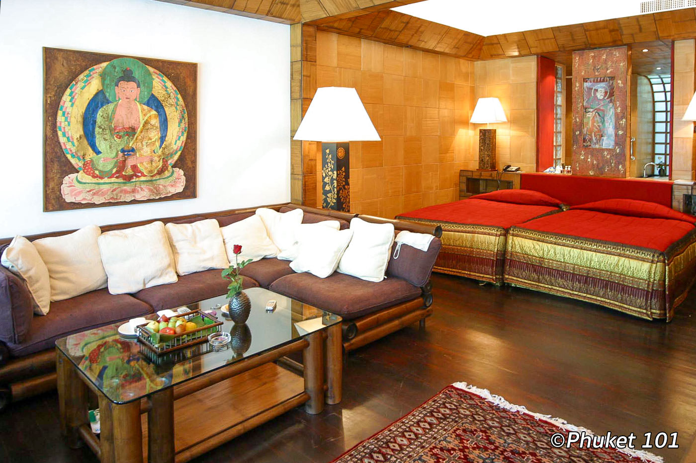 mom-tris-villa-royale-phuket