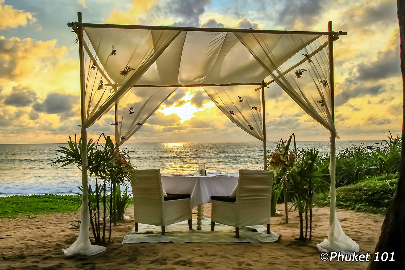 sala-phuket-private-beach-dinner sala phuket private beach dinner