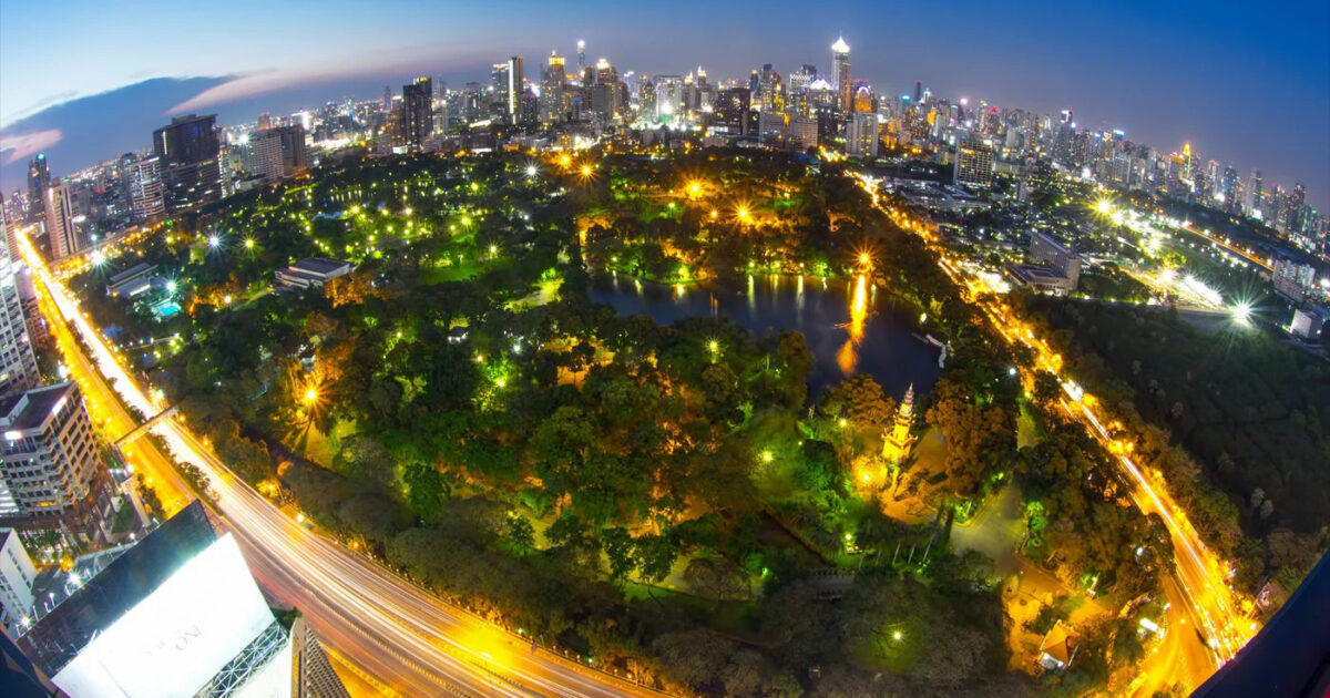 Hi-So Rooftop Bar at So Sofitel Bangkok
