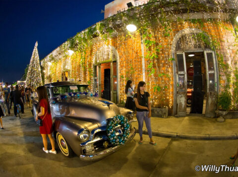 Rod Fai Night Market Bangkok