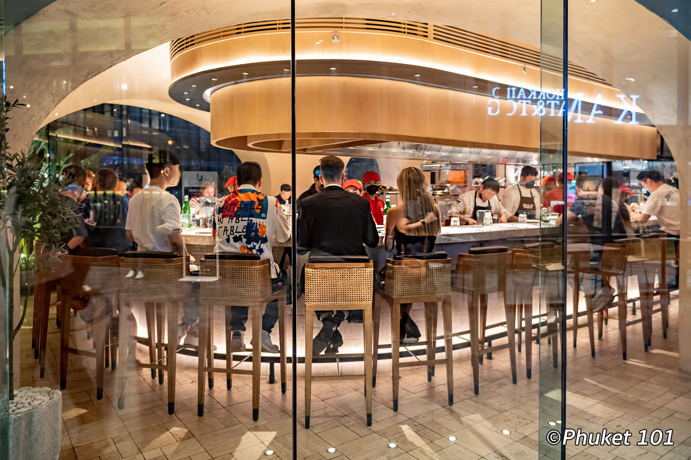 vaso tapas velaa bangkok