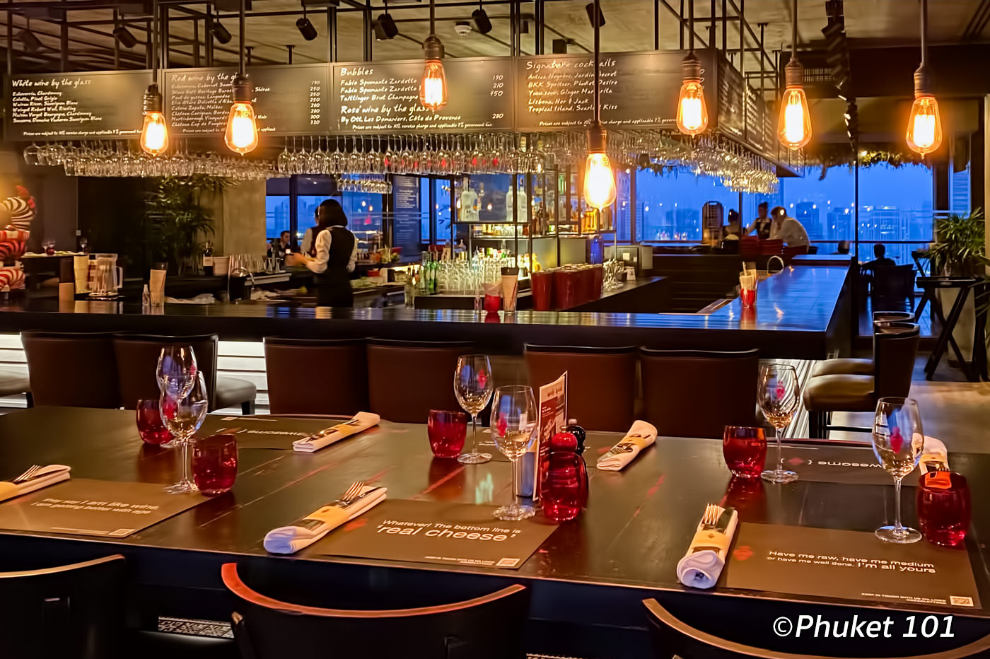 scarlett rooftop restaurant bangkok