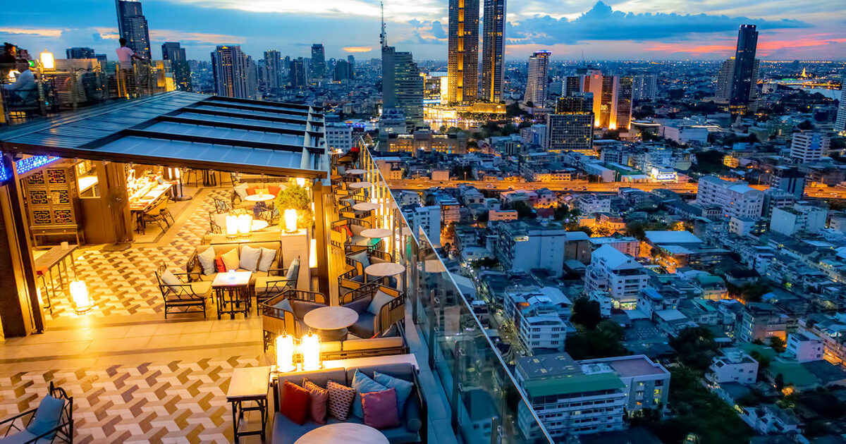 Yao Rooftop Bar at Marriott Bangkok Surawongsee