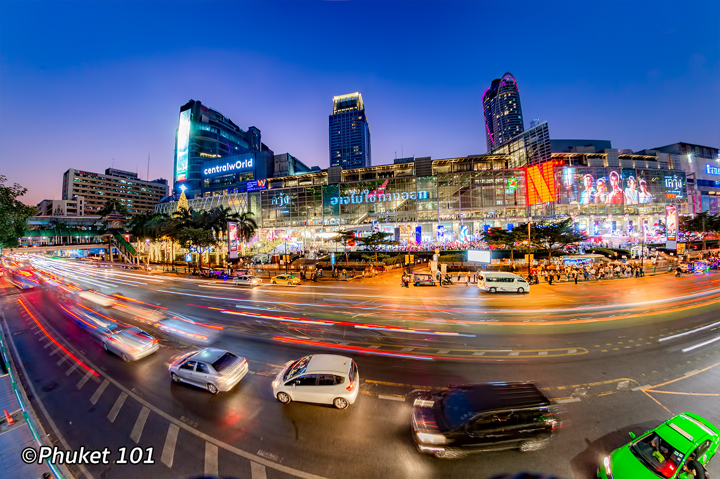 CentralWorld Shopping Center in Bangkok Siam