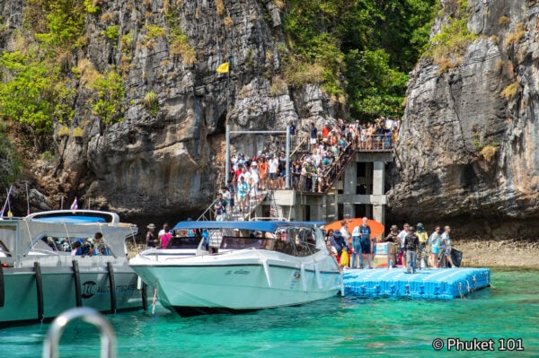 Maya Bay - Phi Phi Islands - PHUKET 101