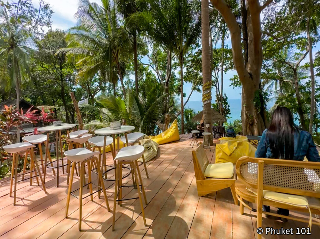 A Blanket & A Pillow PHUKET 101