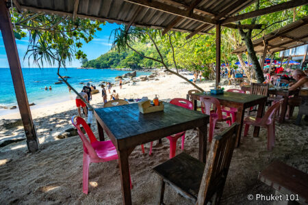 Lokale restauranter ved sjøen i Phuket